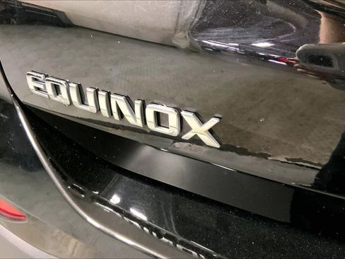 Used 2024 Chevrolet Equinox LT AWD/4WD image 30