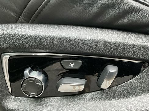 Used 2020 Cadillac Escalade ESV Platinum image 20