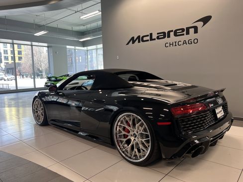 Used 2022 Audi R8 V10 performance image 9