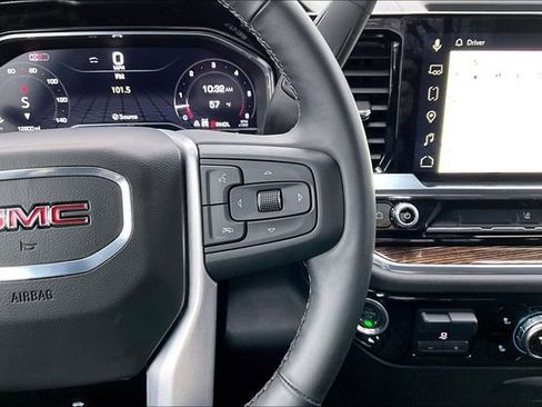 Used 2025 GMC Sierra 2500 SLE w/ SLE Value Package; image 23