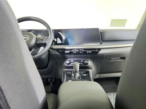 New 2026 Nissan Kicks SV w/ Cold Weather Package AWD/4WD image 32