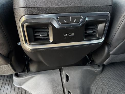 Used 2024 Chevrolet Silverado 1500 LTZ AWD/4WD image 22