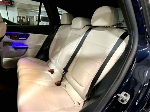 Used 2023 Mercedes-Benz GLC 300 4MATIC image 21