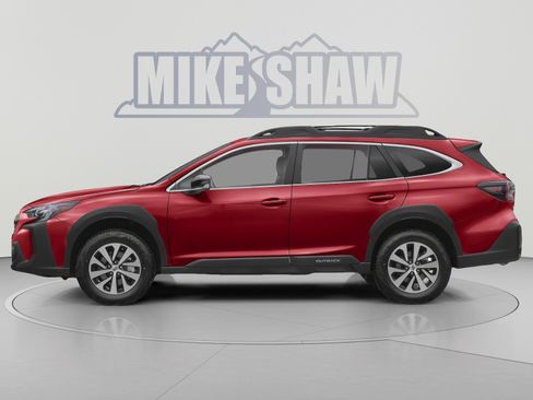 Used 2025 Subaru Outback Premium AWD/4WD image 3