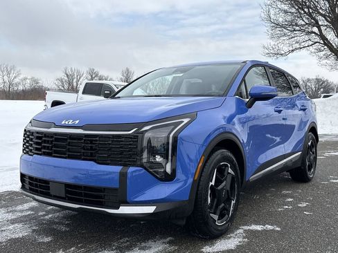 New 2026 Kia Sportage EX image 4