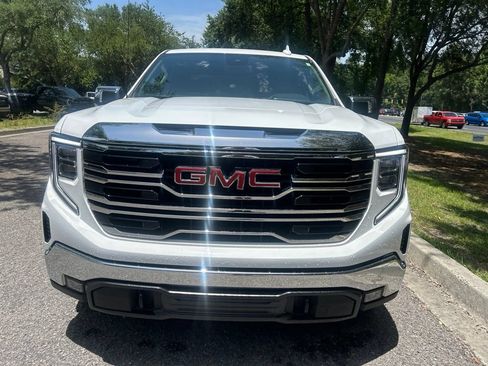 Used 2025 GMC Sierra 1500 SLT AWD/4WD image 3