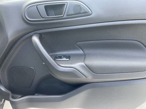 Used 2018 Ford Fiesta SE image 24