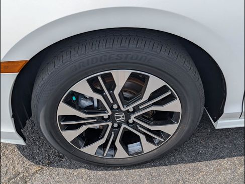 Used 2025 Honda Odyssey Elite image 26
