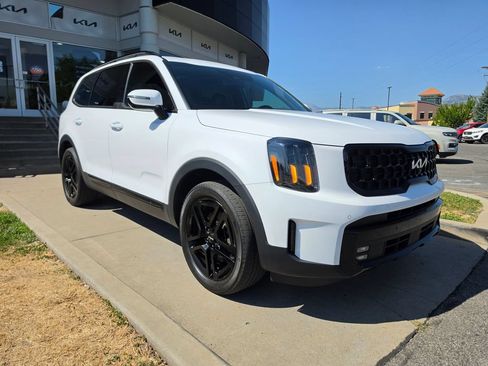Certified 2024 Kia Telluride SX Prestige X-Line AWD/4WD image 3