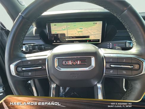 Used 2025 GMC Acadia Elevation image 20