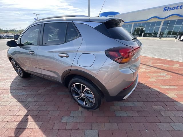 Used 2023 Buick Encore GX Select FWD image 25