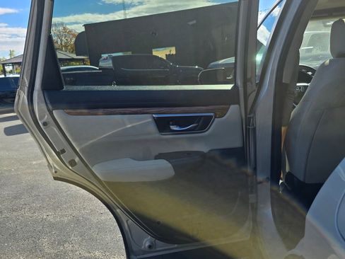 Used 2018 Honda CR-V EX image 20