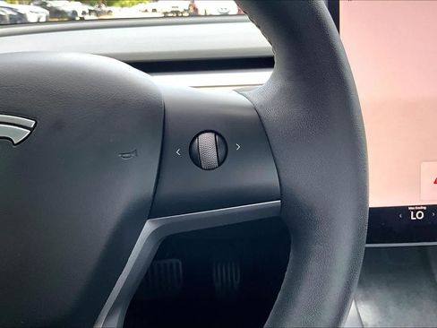 Used 2023 Tesla Model 3 Standard Range RWD image 21