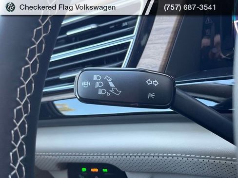 New 2026 Volkswagen Atlas SE image 36