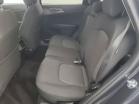 Used 2025 Kia Sportage LX AWD/4WD image 20