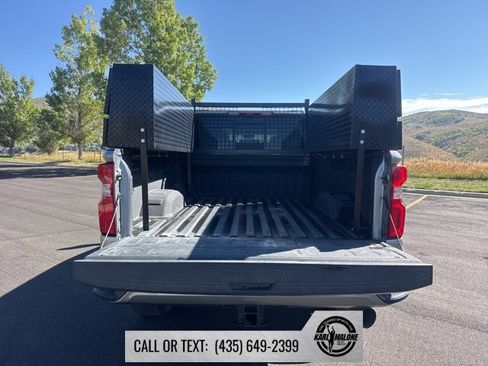 Used 2024 Chevrolet Silverado 3500 High Country w/ High Country Premium Package image 25