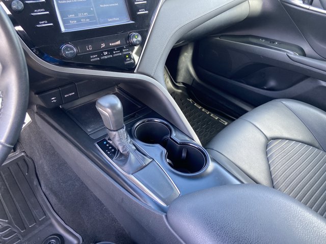 Used 2018 Toyota Camry SE FWD image 37