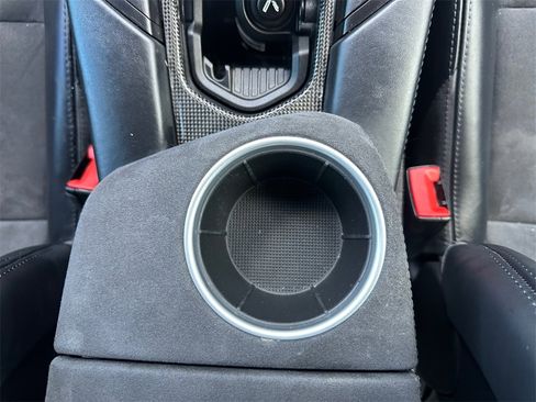 Used 2015 Porsche Panamera GTS image 34