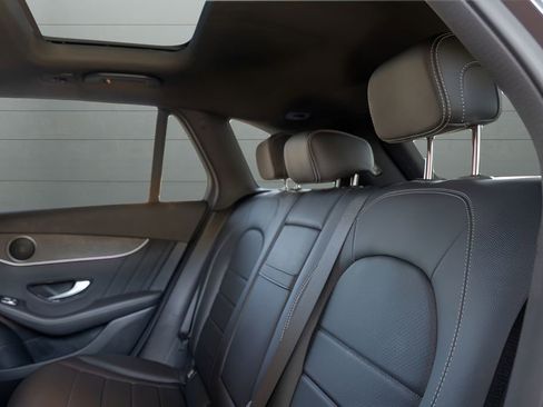 Used 2022 Mercedes-Benz GLC 300 4MATIC image 58