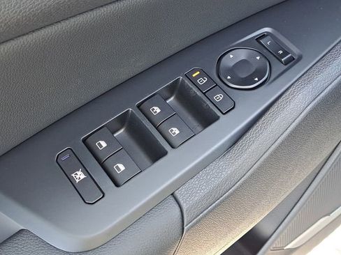 New 2026 Kia Sportage X-Line AWD/4WD image 19