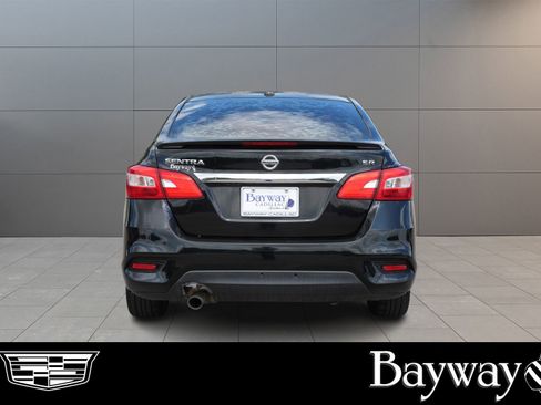 Used 2016 Nissan Sentra SR image 6