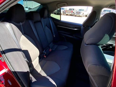 Used 2022 Toyota Camry LE w/ Convenience Package image 20