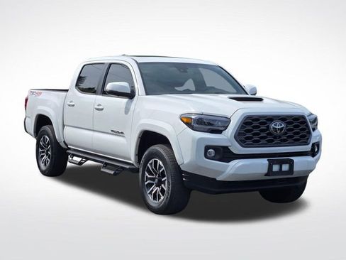 Used 2022 Toyota Tacoma TRD Sport w/ TRD Premium Sport Package AWD/4WD image 1
