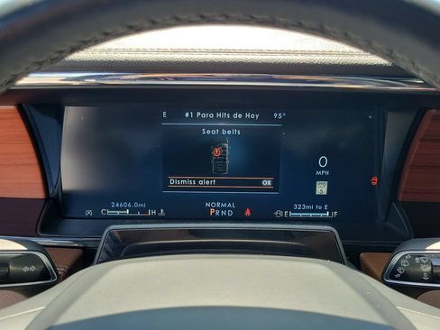 Certified 2024 Lincoln Navigator Reserve AWD/4WD image 23