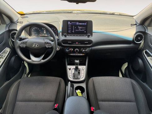 Used 2022 Hyundai Kona SEL w/ Cargo Package FWD image 10
