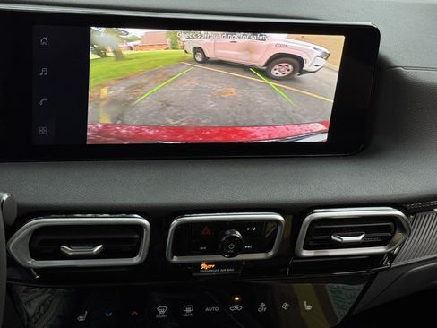 New 2026 Nissan Sentra SV w/ SV Convenience Package FWD image 18