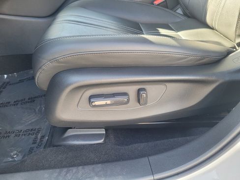 Certified 2023 Honda HR-V EX-L image 13