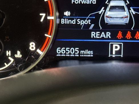Used 2024 Nissan Altima 2.5 SV FWD image 13