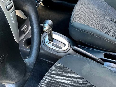 Used 2019 Nissan Versa SV image 14