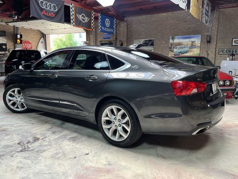 Used 2018 Chevrolet Impala Premier w/ Premier Convenience Package FWD image 5