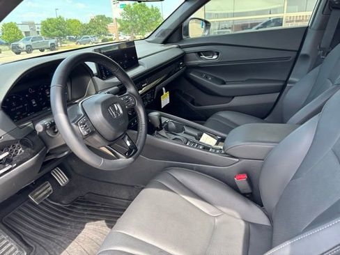 Certified 2025 Honda Accord Sport image 10