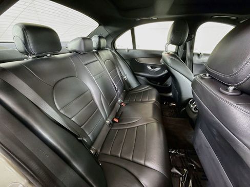 Used 2019 Mercedes-Benz C 300 4MATIC Sedan image 29