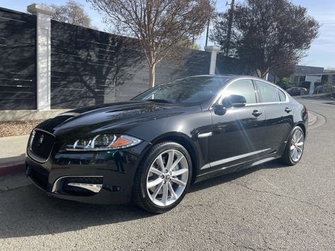 Used 2012 Jaguar XF Portfolio RWD image 4