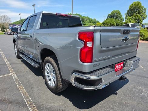 Used 2025 Chevrolet Silverado 1500 LTZ w/ LTZ Premium Package AWD/4WD image 3