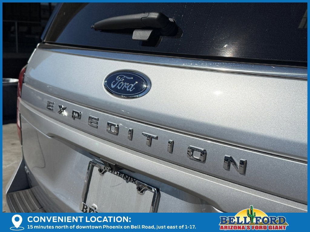 Used 2023 Ford Expedition XLT AWD/4WD image 7