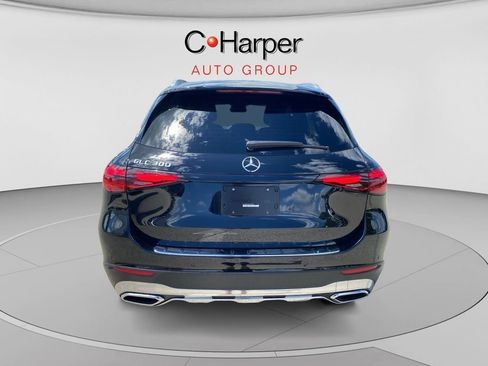 Used 2025 Mercedes-Benz GLC 300 image 4