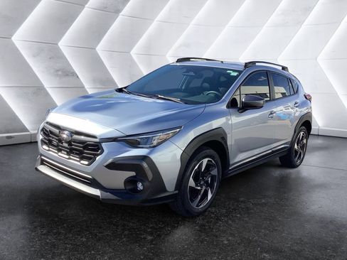 Used 2025 Subaru Crosstrek 2.5i Limited w/ Crosstrek Mirror Package image 3