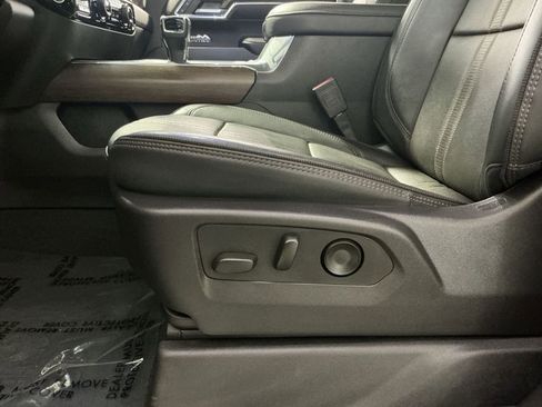 Used 2024 Chevrolet Silverado 1500 High Country w/ Midnight Edition image 15