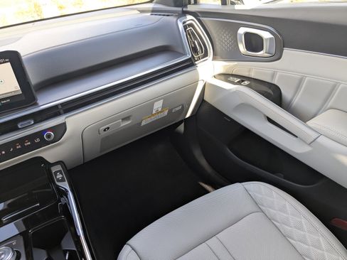 New 2026 Kia Sorento SX Prestige AWD/4WD image 21