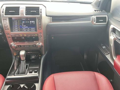 Used 2021 Lexus GX 460 Premium image 13