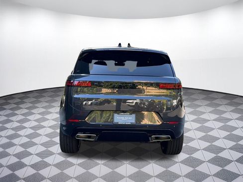 New 2026 Land Rover Range Rover Sport Dynamic SE AWD/4WD image 11