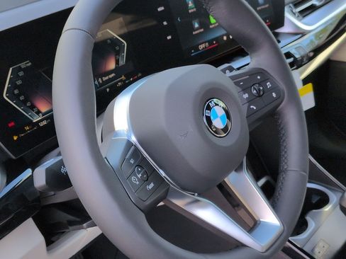 New 2026 BMW X1 xDrive28i w/ Technology Package AWD/4WD image 18
