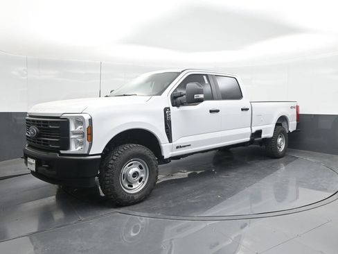 New 2025 Ford F250 XL w/ XL Off-Road Package image 1