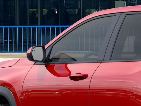 New 2026 Chevrolet Equinox LT image 12