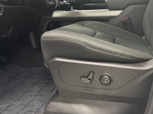 New 2026 RAM 1500 Big Horn AWD/4WD image 13