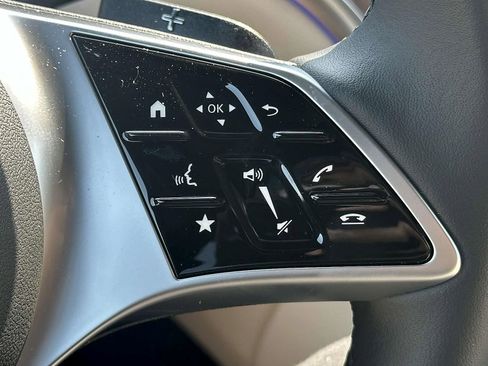 Certified 2025 Mercedes-Benz GLC 300 4MATIC image 15